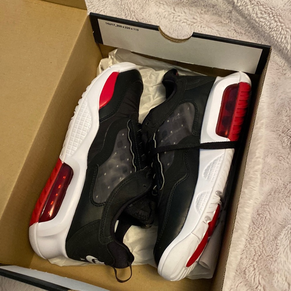 Jordan Max 200 Sneakers